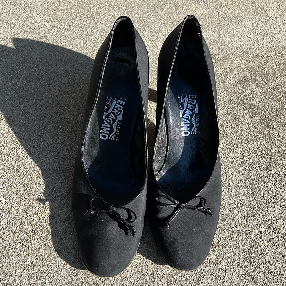 SALVATORE FERRAGAMO Black Bow Heels